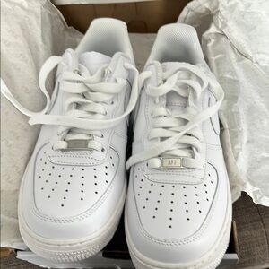 Brand new Nike Air Force one - women’s 9